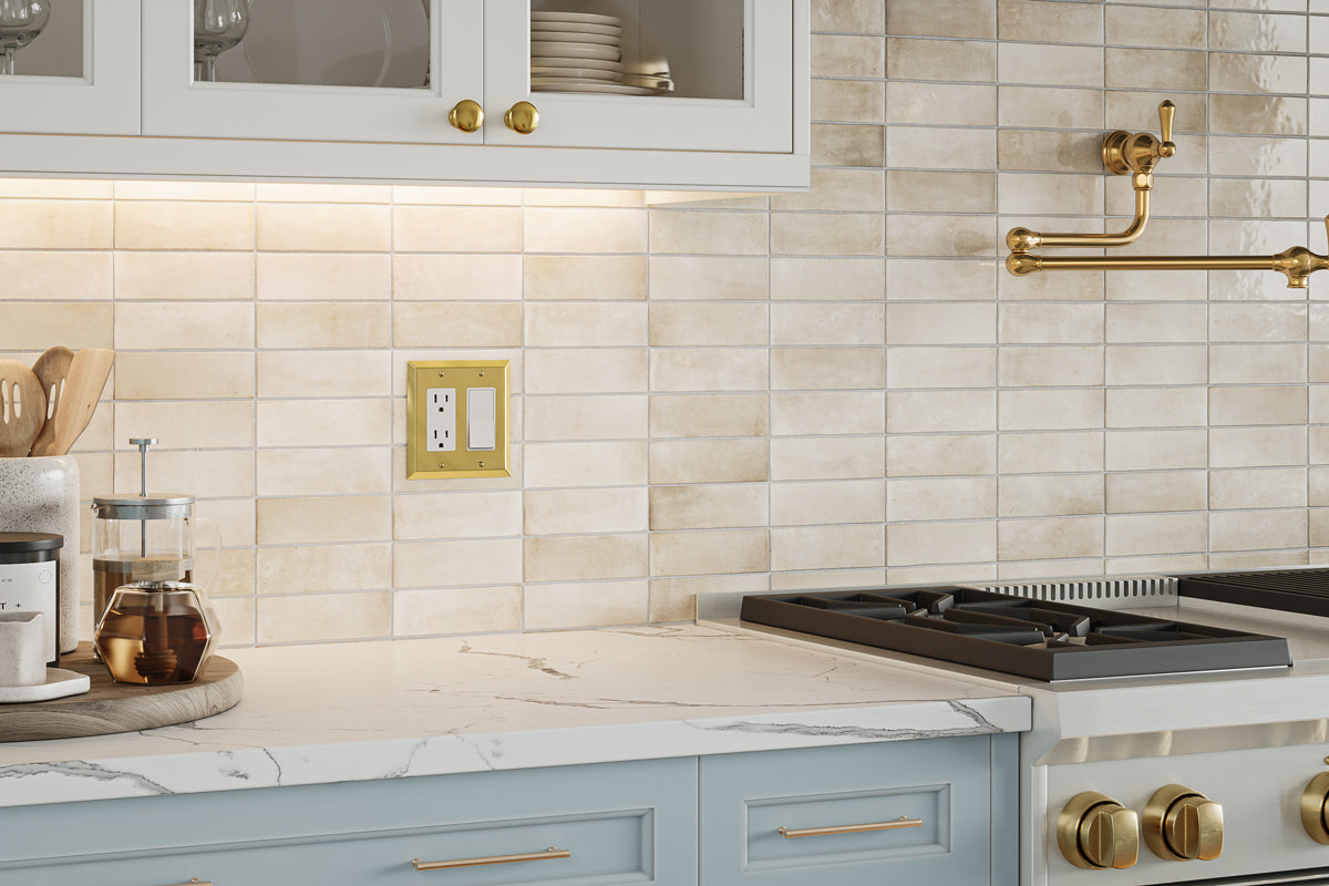 Century-Polished-Brass_Lifestyle-Kitchen.jpg__PID:7a23c854-3bff-4e6a-b3bf-542c478dd2ca